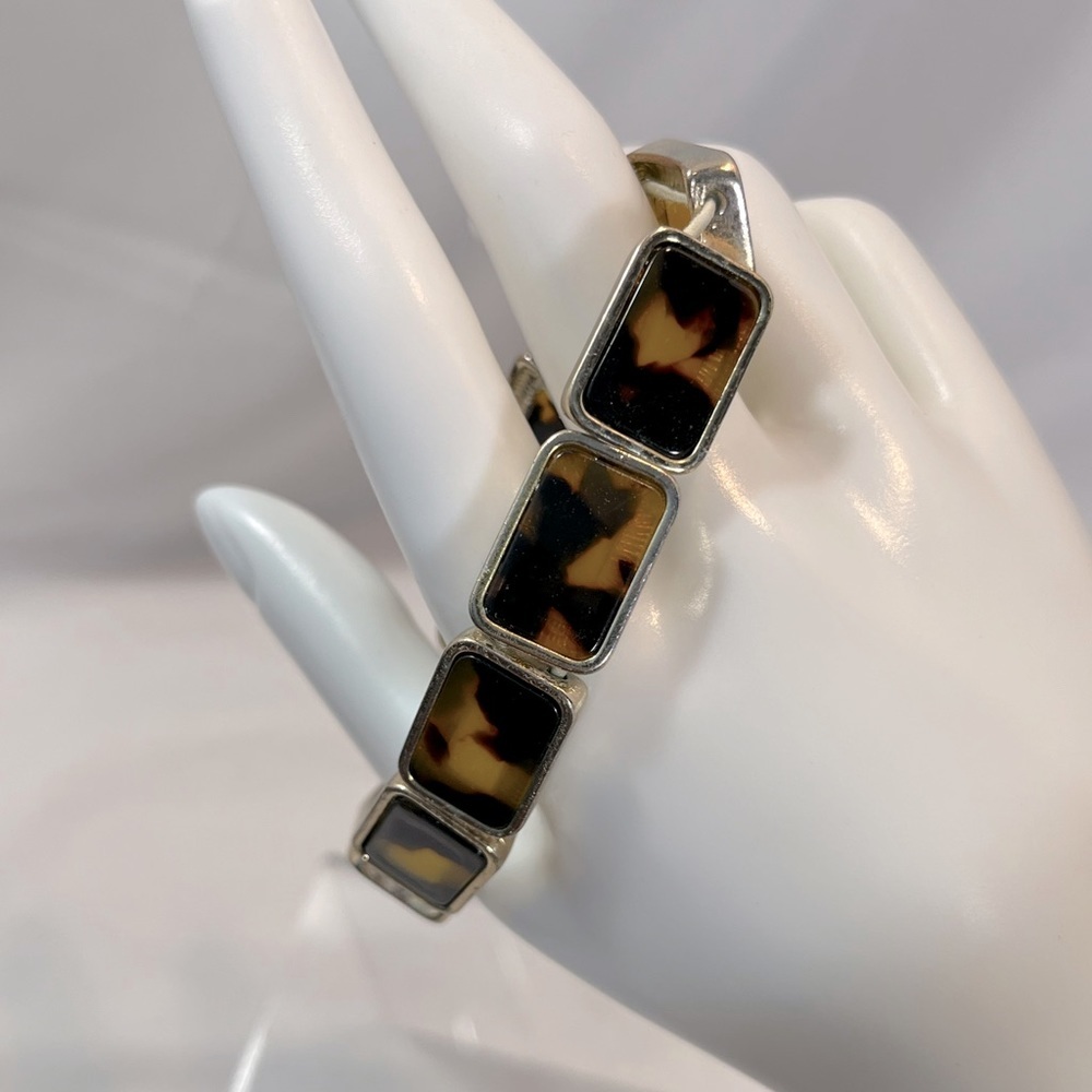 Gold Tone Bracelet with Brown Tortoiseshell Jewels